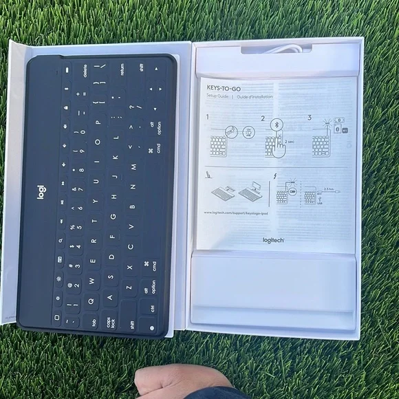 Logi wireless Bluetooth Keyboard